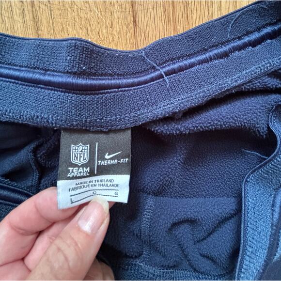 Men’s Women’s Nike Dallas Cowboys NFL Apparel Pants Sweats Therma-Fit 3/4 size L - Picture 2 of 4